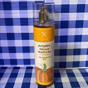 Bath and Body Works Pumpkin Pecan Waffles body mist
